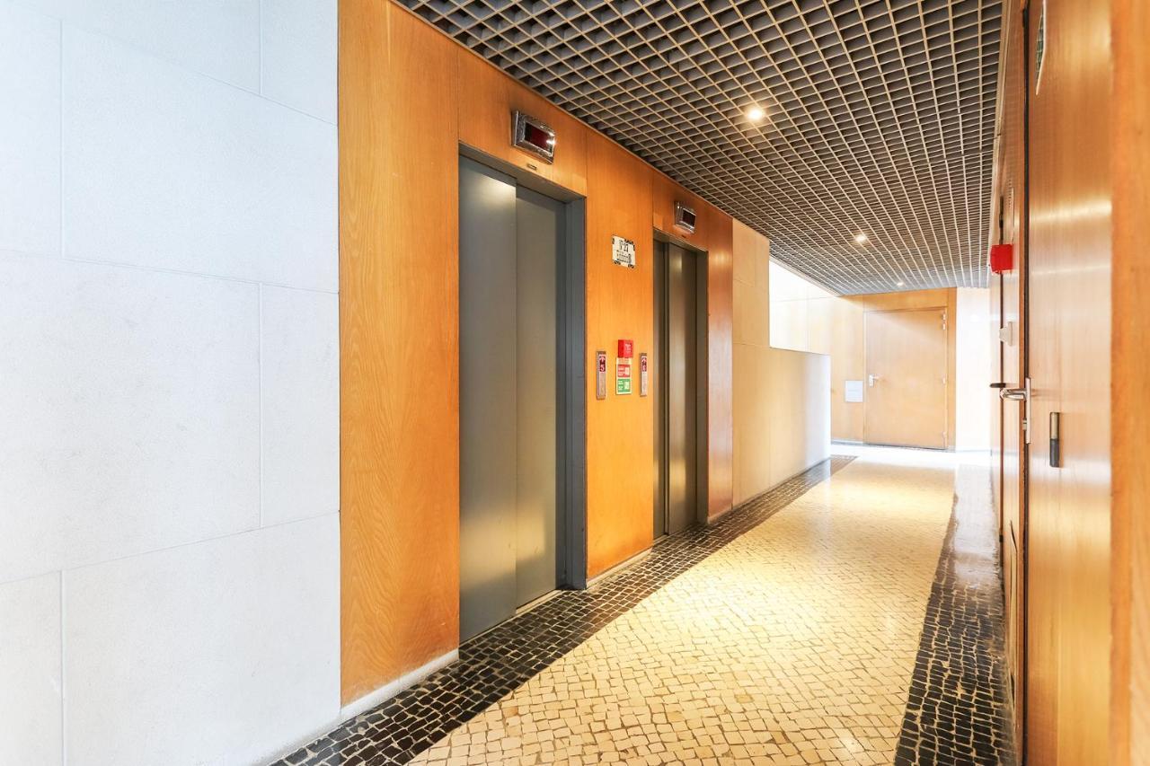 Vita Portucale ! Modern Apartment With Garage Lisboa Екстериор снимка